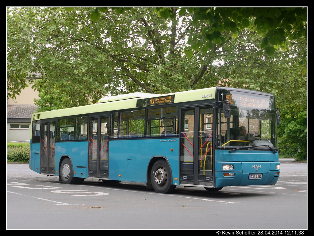 RÜD-B 221 Rüdesheim Parkplatz Rheinhalle 28.04.2014