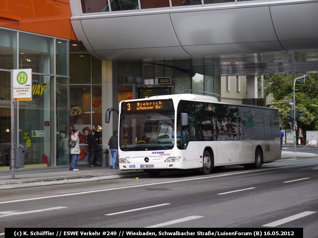 WI-QN 249 Schwalbacher Straße/LuisenForum (Bussteig B) 16.05.2012