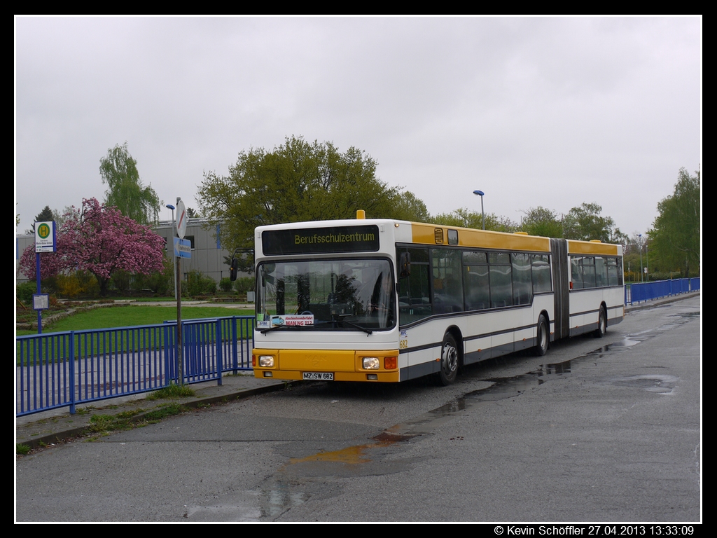 MZ-SW 682 Groß-Gerau Martin-Buber-Schule 27.04.2013