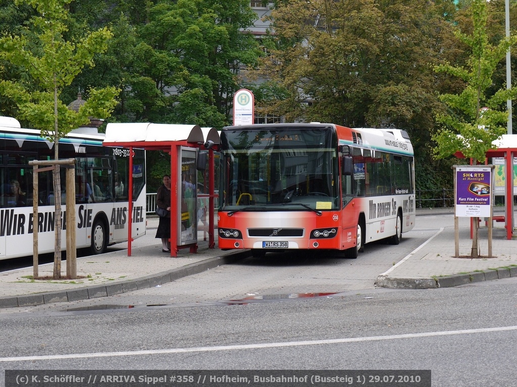 WI-RS 358 Hofheim (Taunus) Busbahnhof 29.07.2010