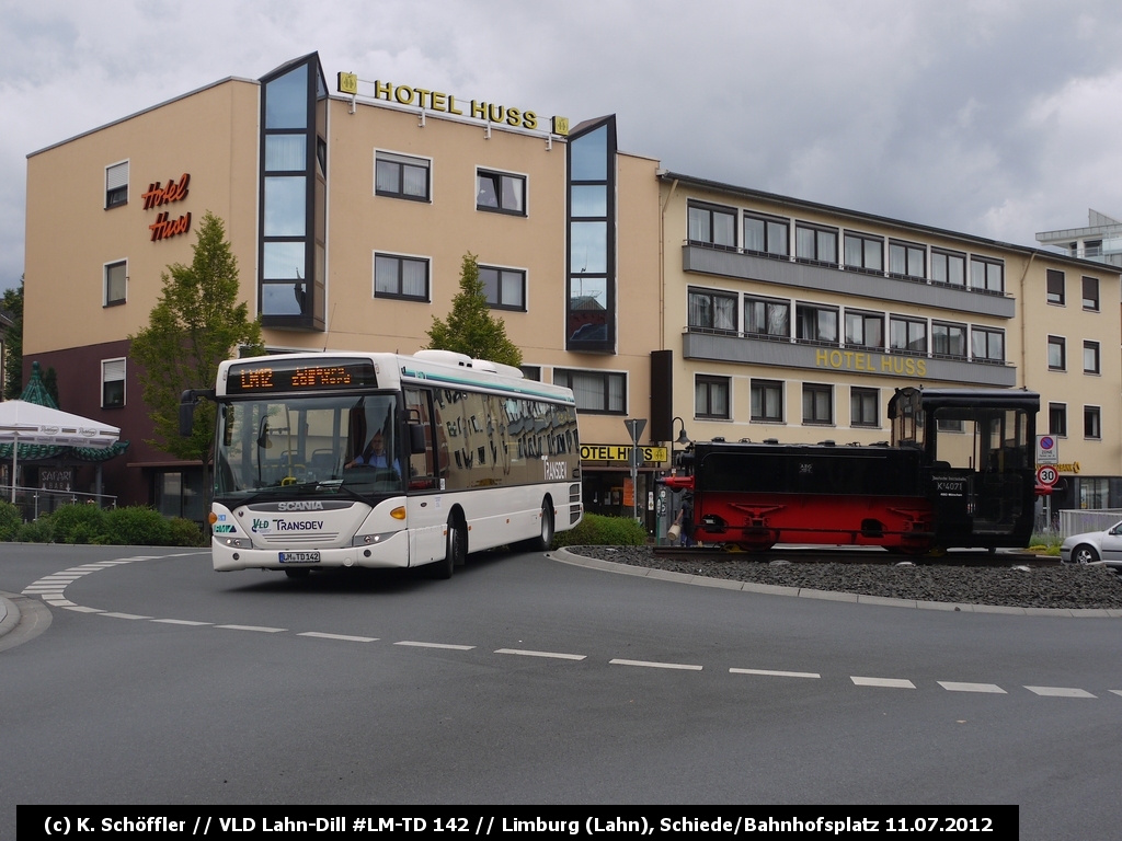 LM-TD 142 Limburg Schiede/Bahnhofsplatz 11.07.2012