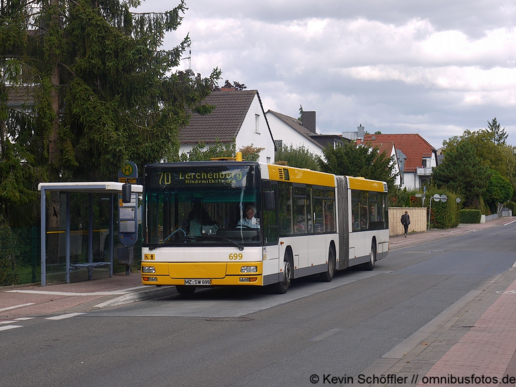 MZ-SW 699 Bretzenheim Hans-Böckler-Straße/Die Johanniter 25.09.2015