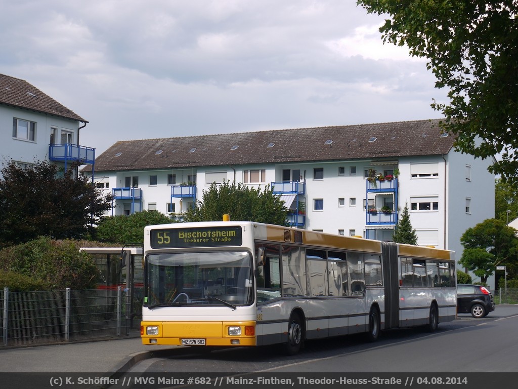 MZ-SW 682 Finthen Theodor-Heuss-Straße 04.08.2014