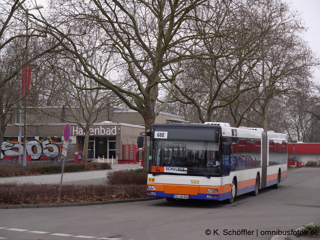 MZ-MB 500 Mombach Ausfahrt Parkplatz Frei- und Hallenbad 03.02.2015