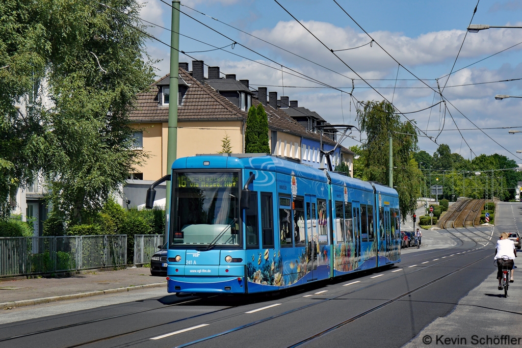 Tw 241 Bockenheim Franz-Rücker-Allee 14.07.2017