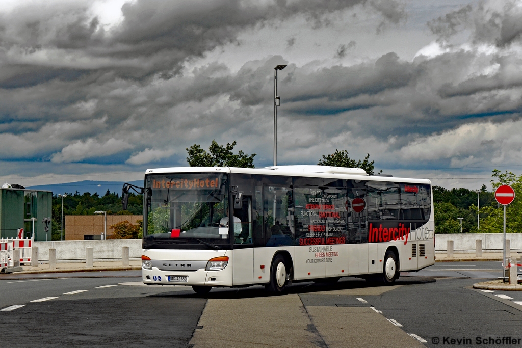 MTK-AD 850 Flughafen Terminal 2 18.08.2017