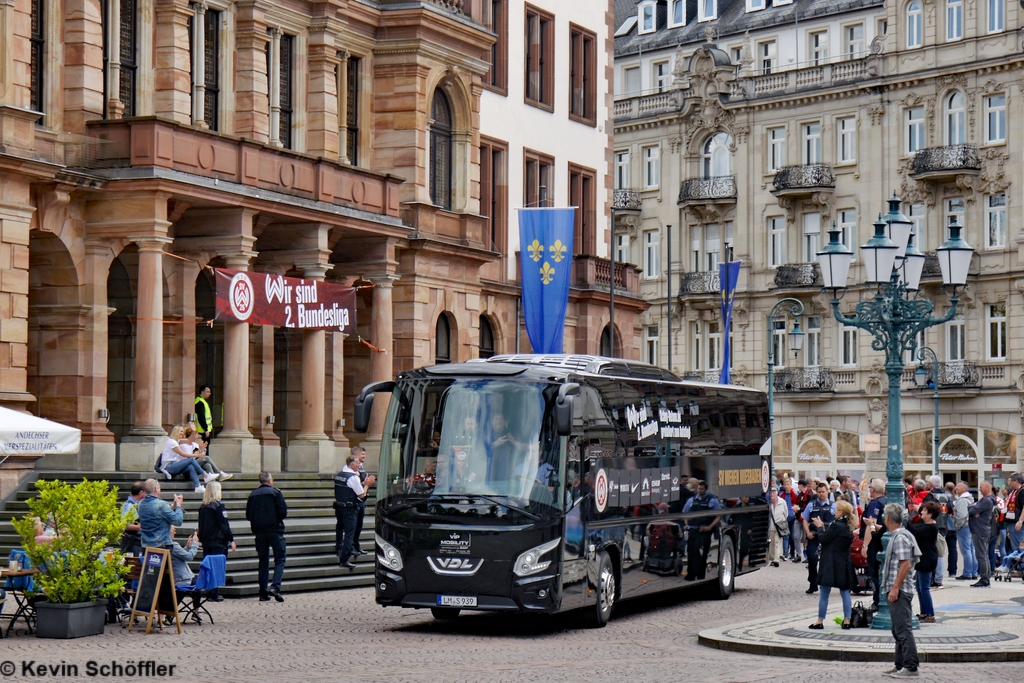 Schuy Reisen | LM-S 939 | Wiesbaden, Schloßplatz | 29.05.2019